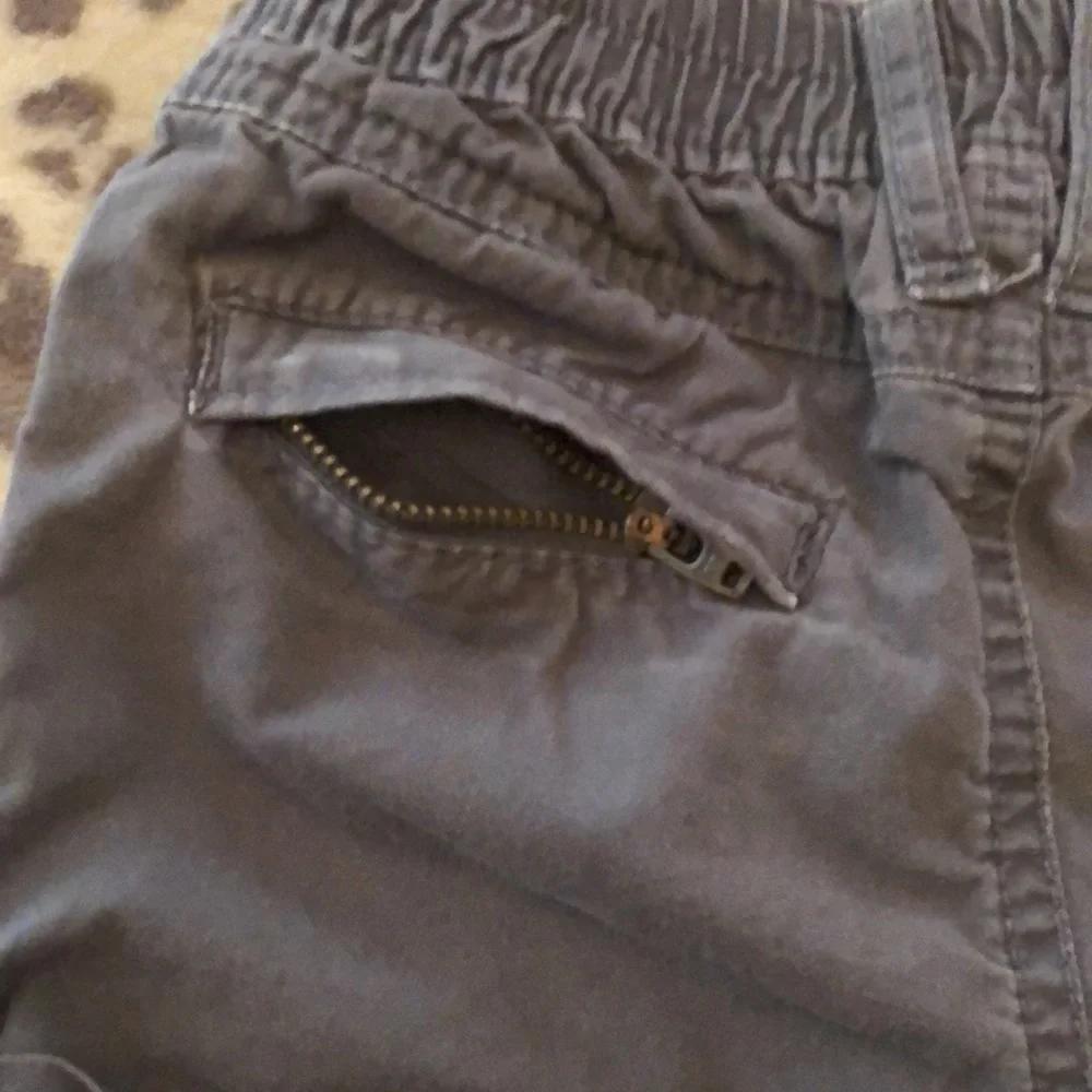 77kids by American Eagle Gray Shorts Size 4 Years